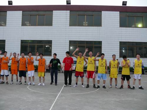 我公司组织员工拔河、篮球角逐庆“五一”-伟昌铝材