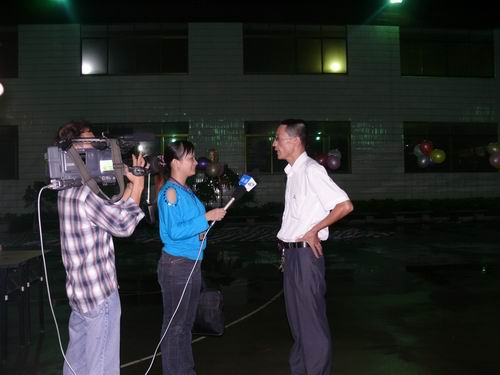 庆中秋迎国庆-伟昌铝材