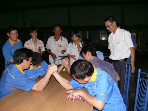 庆中秋迎国庆-伟昌铝材