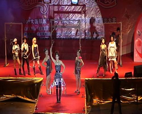 漂亮飞扬  协调共唱-伟昌铝材