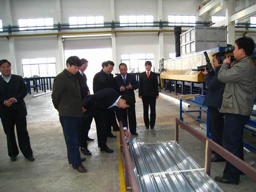 3.15活动时代，，，，，江苏省委组织部、徐州市政协向导划分到我司旅行、考察-伟昌铝材