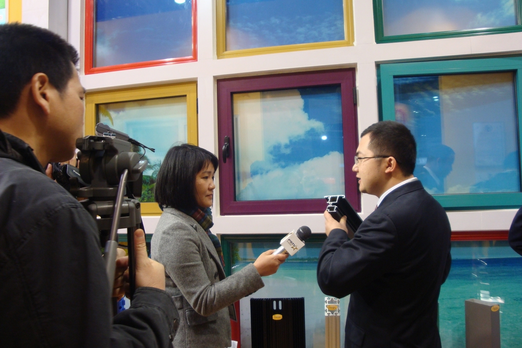 我公司加入 “2010天下铝门窗幕墙行业年会暨铝门窗幕墙新产品展览会”-伟昌铝材