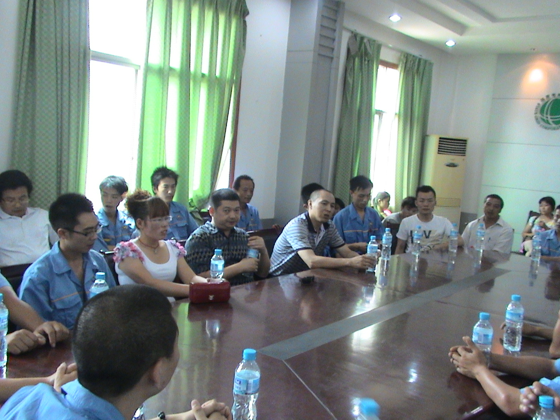 成都岳池县中和镇开展“伟昌铝材”促销推广活动并召开加工户聚会-伟昌铝材