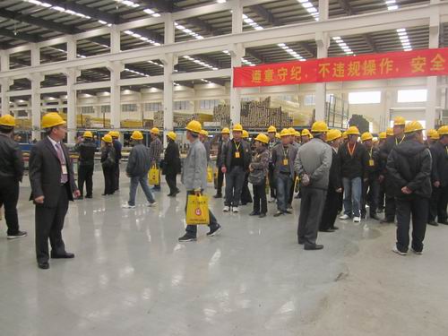 隔山不相隅，，，，，，邂逅会有时  2011伟昌铝材“厂商互信、共创品牌”用户答谢会-伟昌铝材