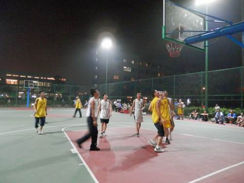 9393体育庆中秋佳节，，，，，，员工齐为祖国庆生-伟昌铝材