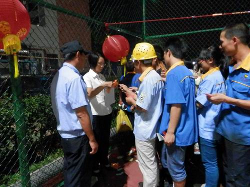 9393体育庆中秋佳节，，，，，，员工齐为祖国庆生-伟昌铝材