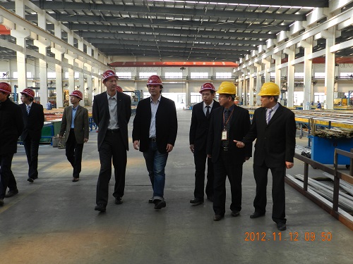旭格德国总部专家来我江苏9393体育公司旅行考察指导事情-伟昌铝材