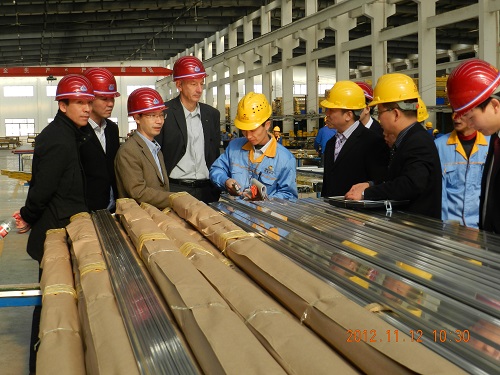 旭格德国总部专家来我江苏9393体育公司旅行考察指导事情-伟昌铝材