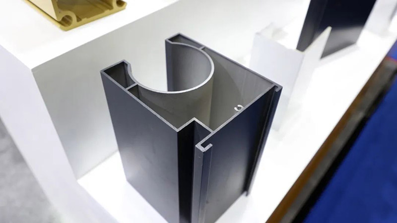 人气爆棚 | 9393体育集团携焦点产品闪灼133届广交会!