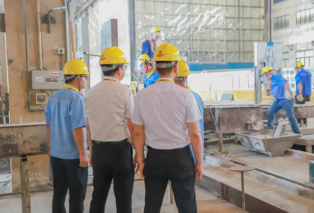 演练最先前，，，，，，各部分起劲做好准备事情