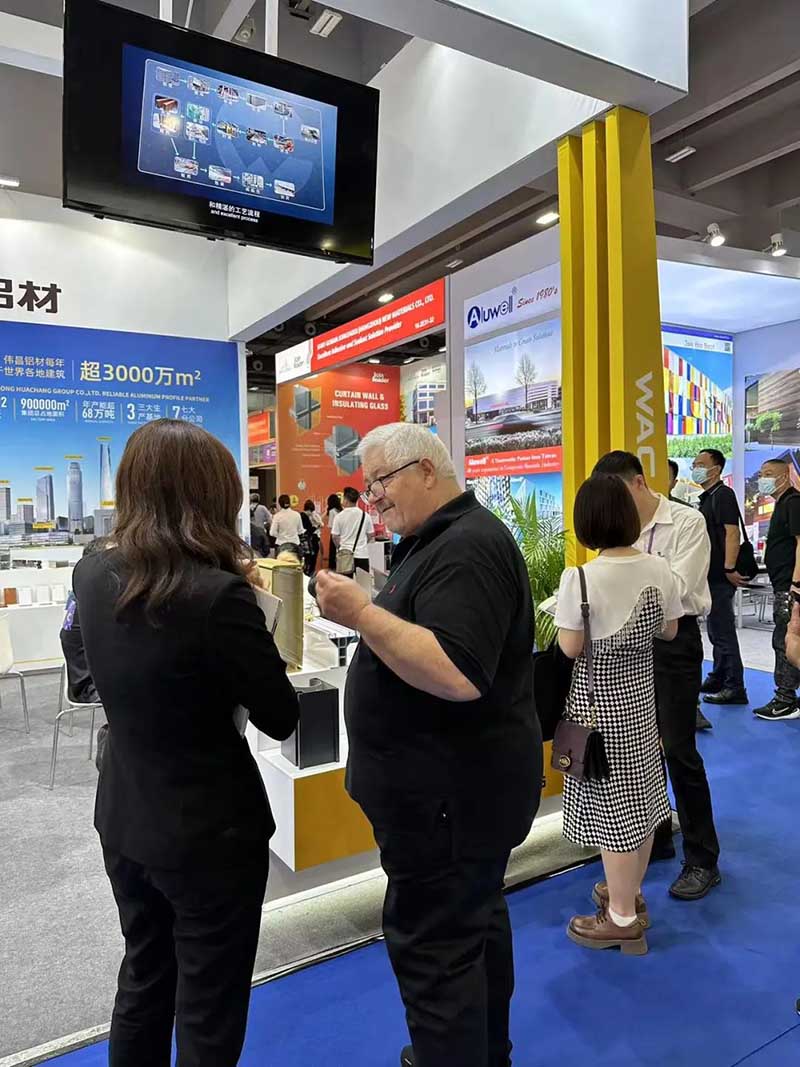 人气爆棚 | 9393体育集团携焦点产品闪灼133届广交会!