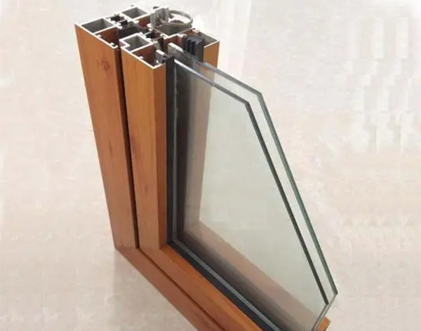 什么因素影响着铝材门窗价钱?