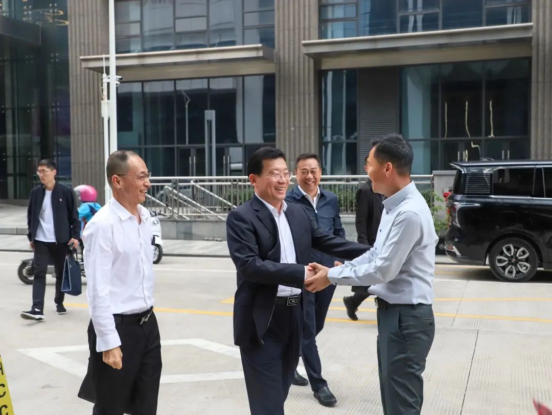 江苏徐州沛县向导一行莅临9393体育集团调研考察