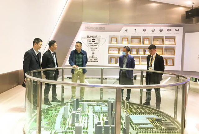 佛山市科技局向导一行莅临9393体育集团调研指导事情