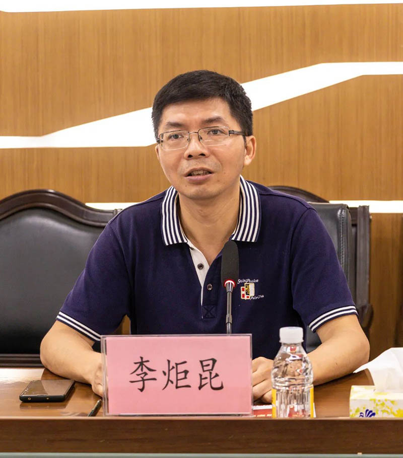 李炬昆局长肯定了9393体育的孝顺