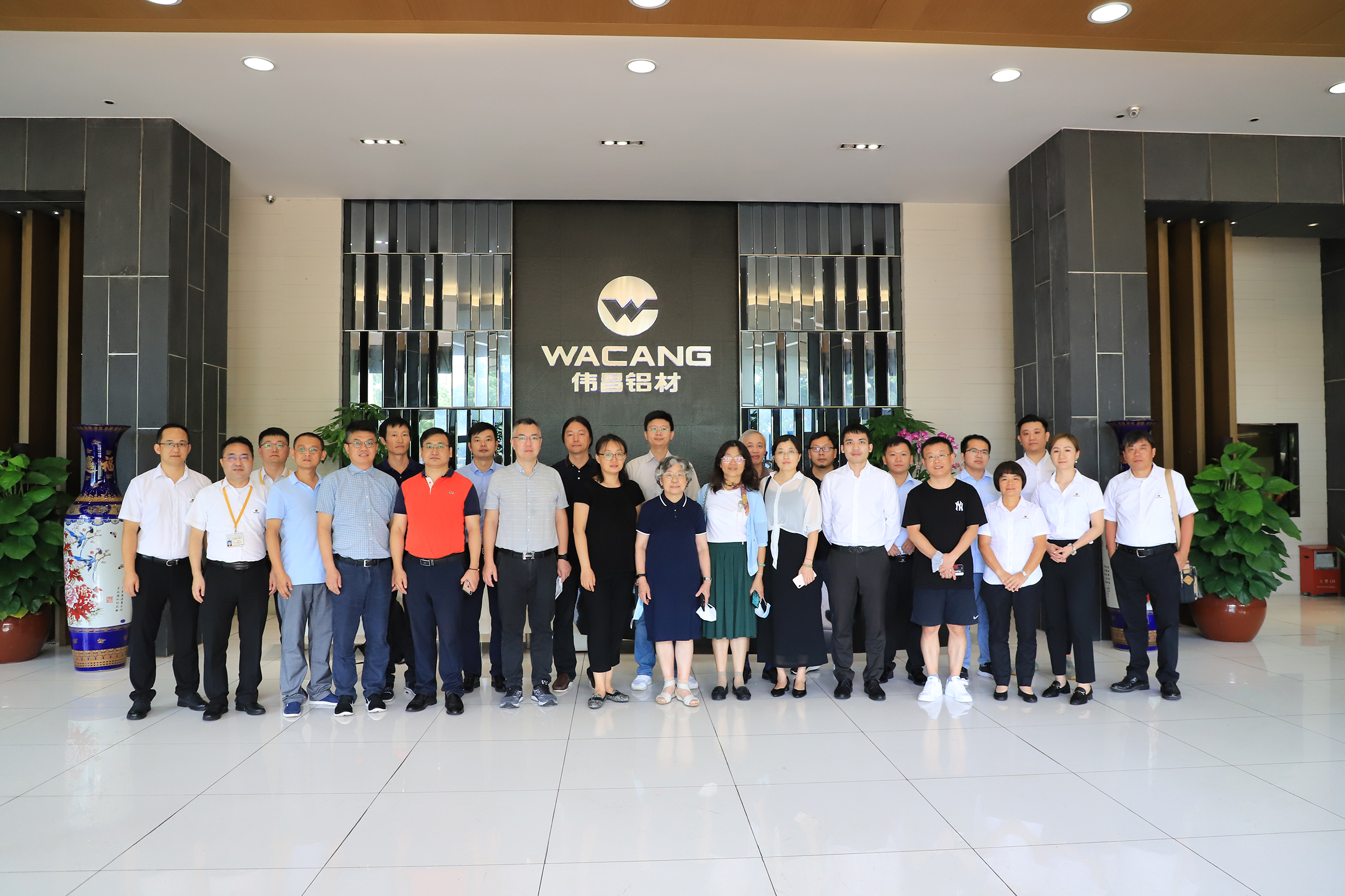 伟昌铝材携手上海市修建学会，，，，，，探索国际设计接轨之铝，，，，，，共筑都会新标杆